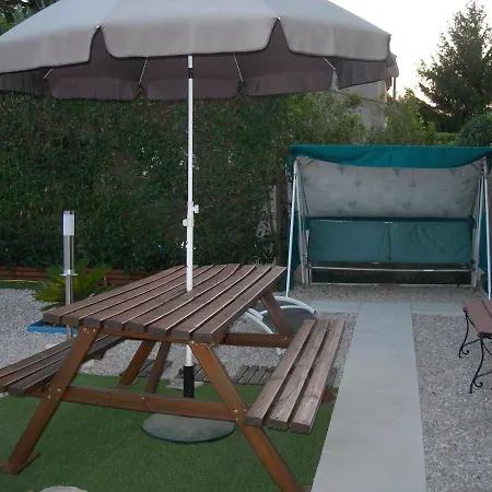Studio 66 Apartment Caumont-sur-Durance